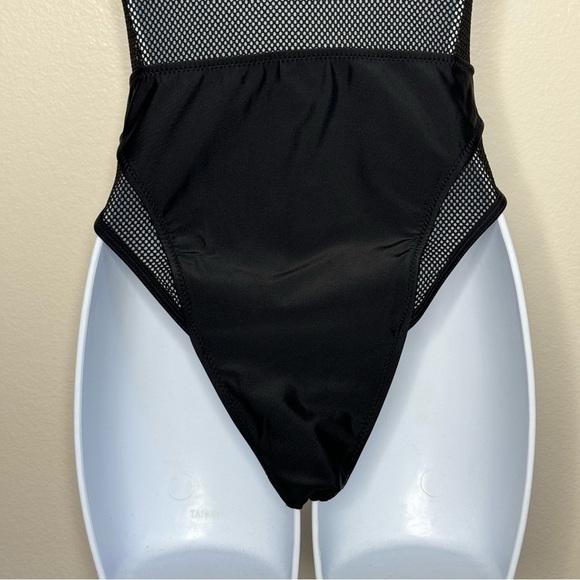 Last Minute Getaway One Piece Swimsuit SZ.S - Picture 12 of 16